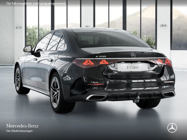 Mercedes-Benz E 200 Sedan