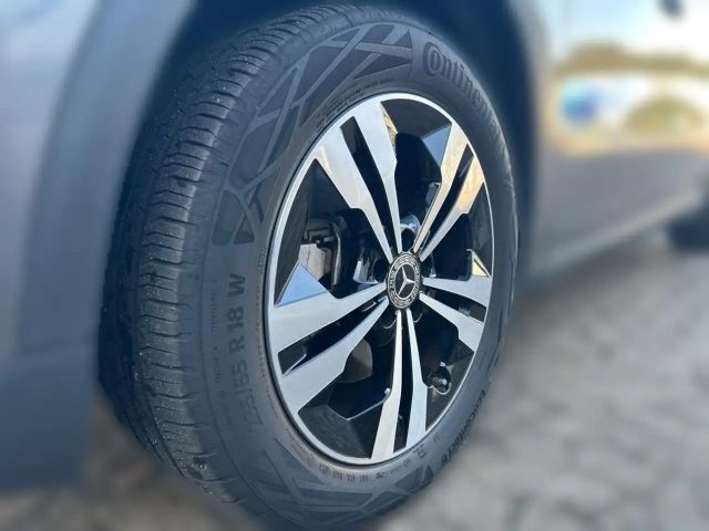 Mercedes-Benz GLA 200 GLA 200 d