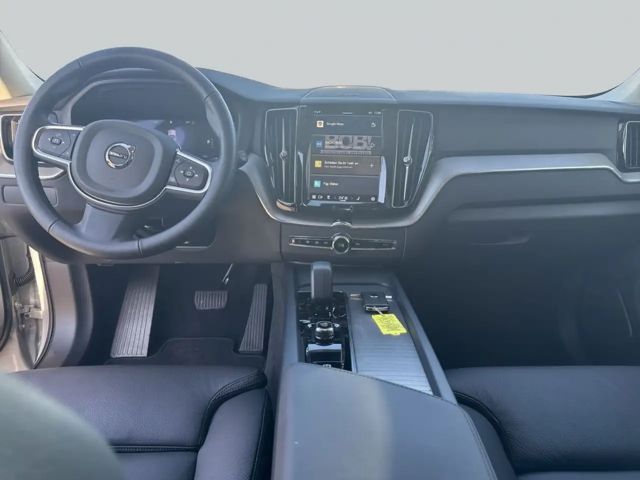 Volvo XC60 AWD Core