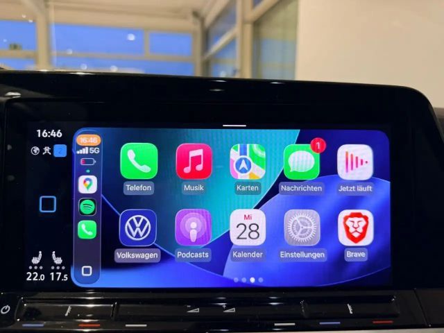 Volkswagen Golf 1.5 eTSI DSG Golf VIII Life