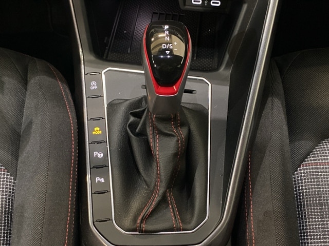 Volkswagen Polo 2.0 TSI DSG