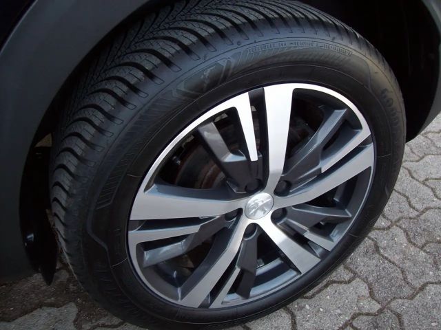 Peugeot 3008 Allure Pack PureTech