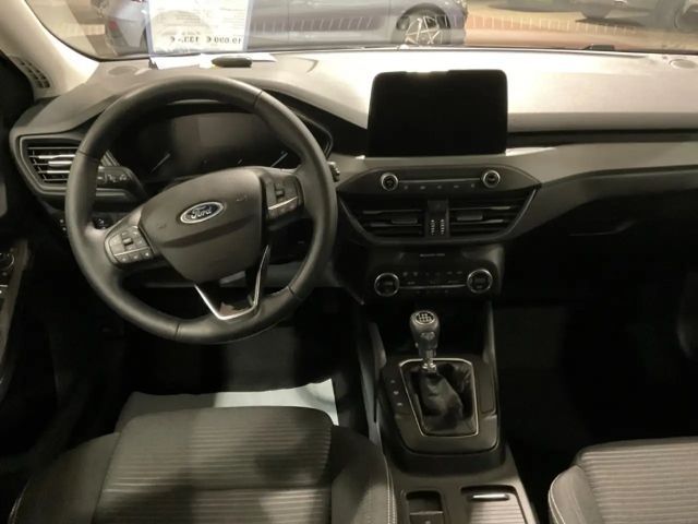 Ford Focus Titanium Wagon