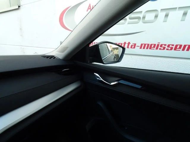 Skoda Octavia 1.0 TSI Clever Combi