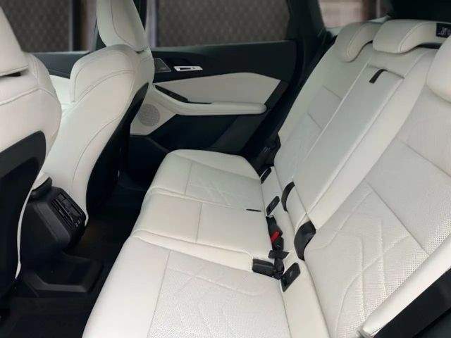 BMW 225 Active Tourer Sedan xDrive