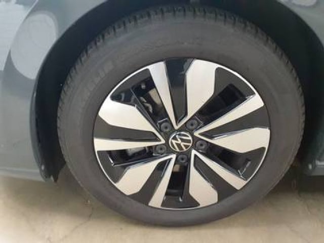 Volkswagen Golf 1.5 TSI Golf VIII