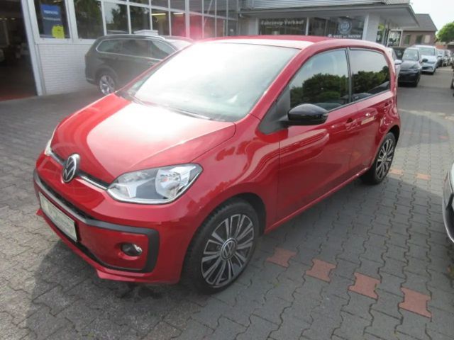 Volkswagen up! Active