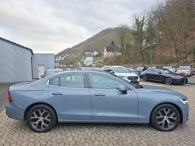 Volvo S60 Dark Plus