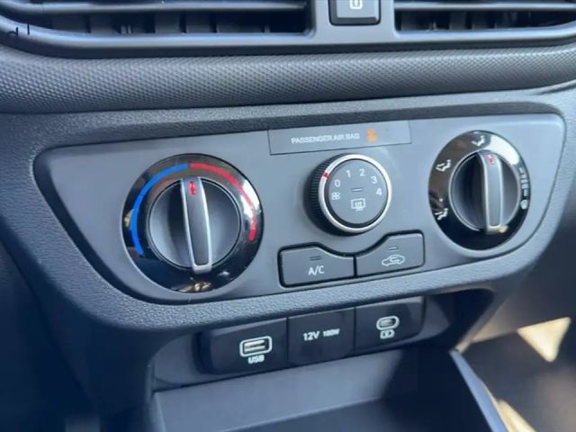 Hyundai i10 i10 III 1,0 MPi Wave DAB Navi Kamera