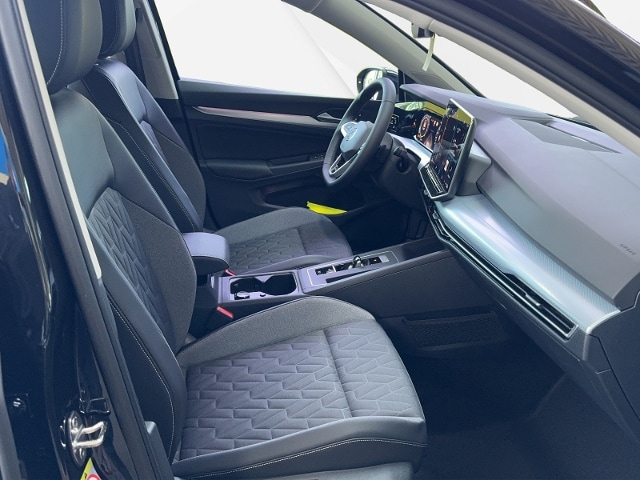 Volkswagen Golf 1.5 eTSI DSG Golf VIII