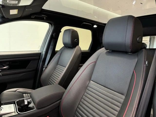 Land Rover Discovery Sport P300e SE