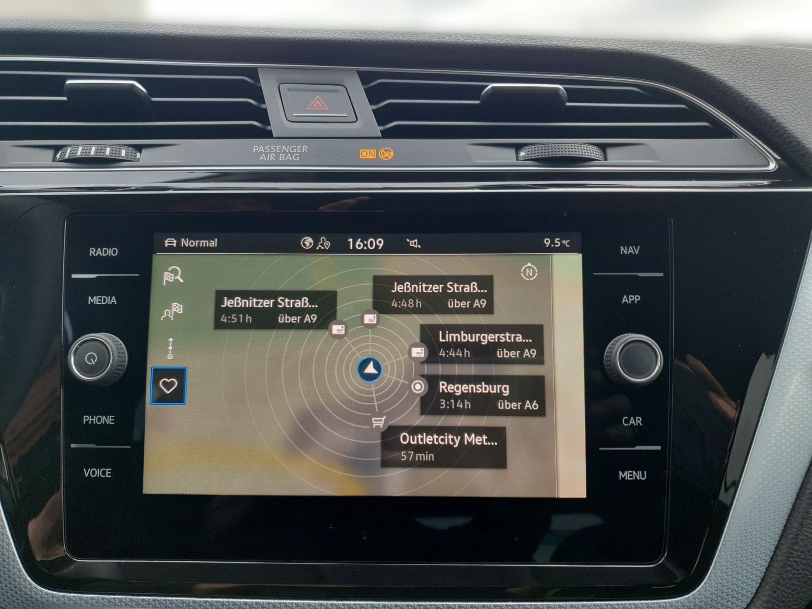 Volkswagen Touran GOAL *7 SITZER*AHK*LED*ACC*DCC*MATRIX*