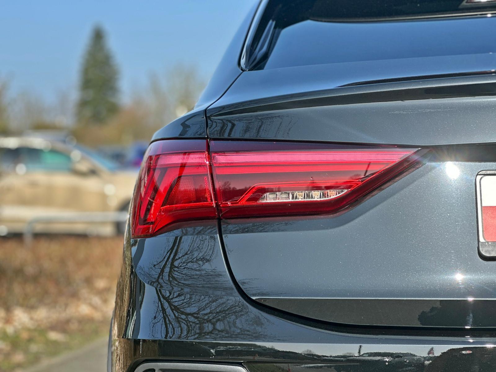 Audi Q3 35 TFSI S-Line Sportback