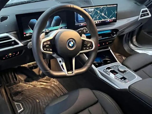 BMW 330 330e M-Sport