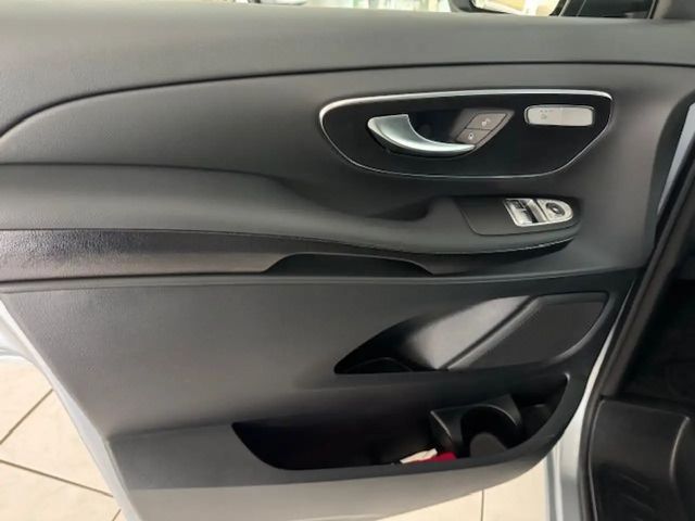 Mercedes-Benz V 220 Style V 220 d