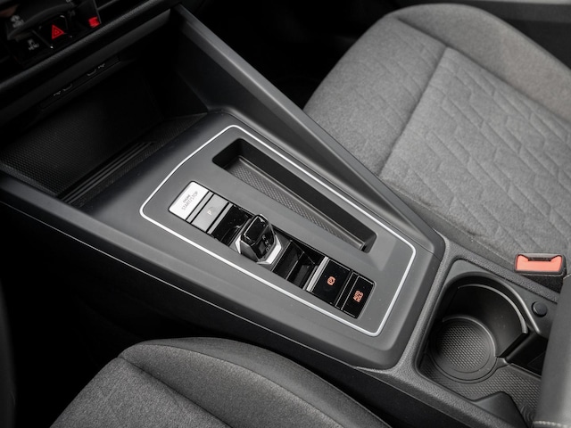 Volkswagen Golf 1.5 eTSI Golf VIII