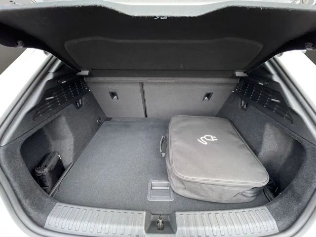 Audi A3 45 TFSI Hybride S-Line Sedan