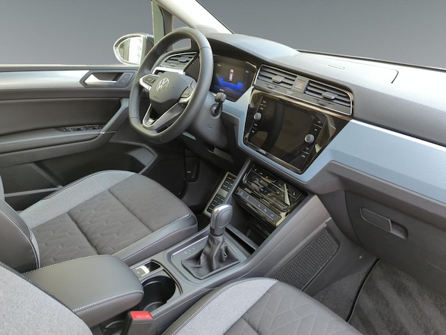 Volkswagen Touran 1.5 TSI DSG