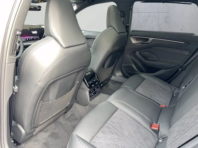 Audi A6 e-tron Quattro