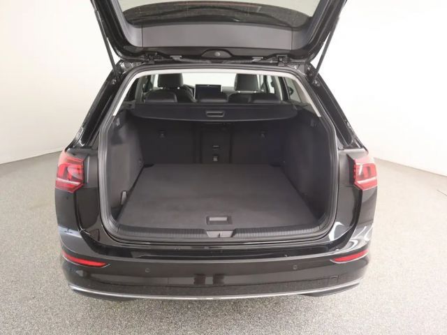 Volkswagen Golf DSG Life Variant