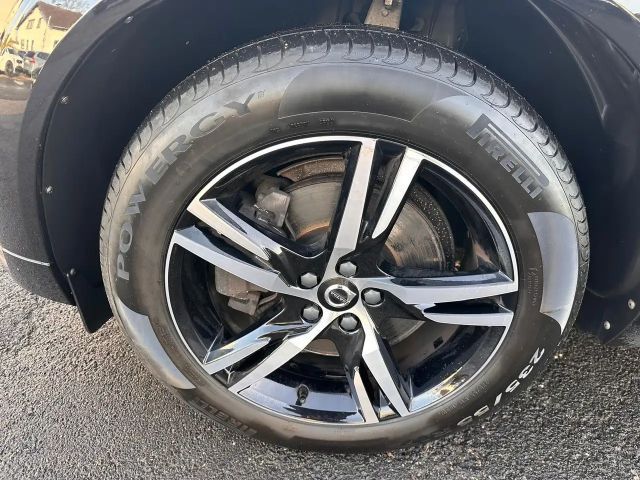 Volvo XC60 AWD R-Design