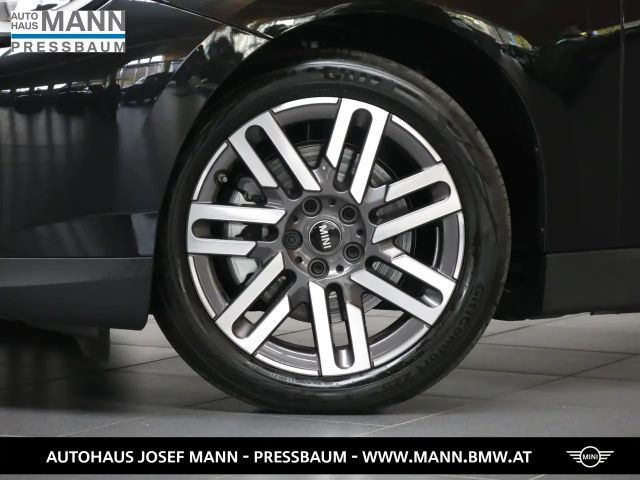 MINI Cooper E Classic