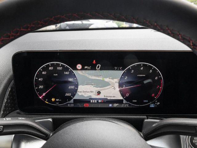 Mercedes-Benz GLB 180 