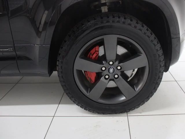 Land Rover Defender 110 Black Pack D300