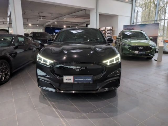 Ford Mustang Mach-E AWD Extended range