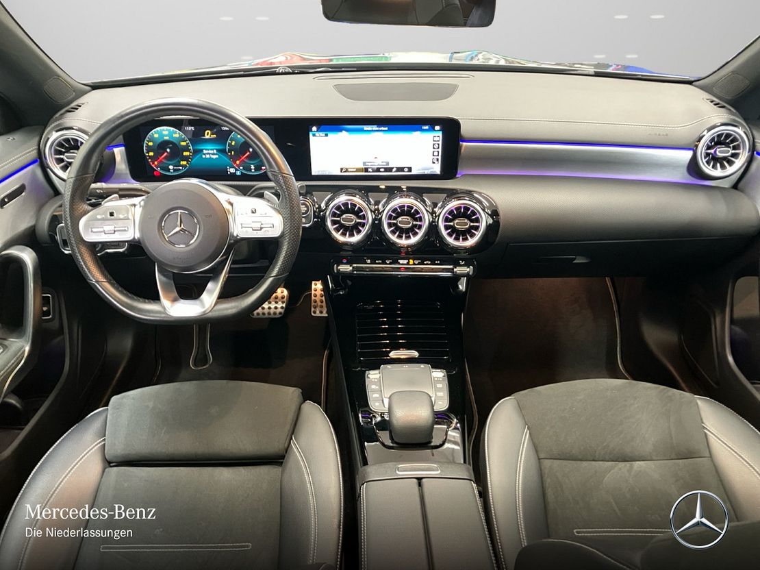 Mercedes-Benz CLA 200 AMG Line Coupé