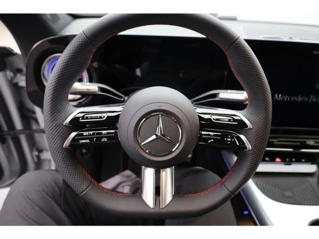 Mercedes-Benz CLA 350 4MATIC AMG Line