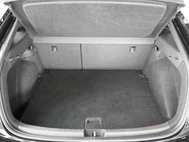 Volkswagen Taigo 1.5 TSI DSG R-Line