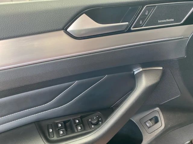 Volkswagen Passat 1.5 TSI Business DSG Variant