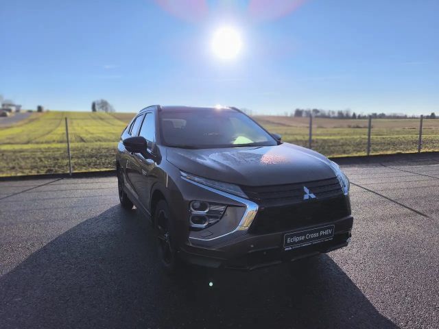 Mitsubishi Eclipse Cross 4WD CVT Intense PHEV