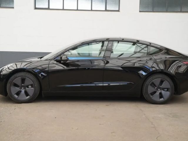 Tesla Model 3 AWD Long Range