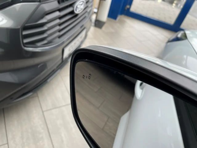 Ford Kuga Hybrid Titanium