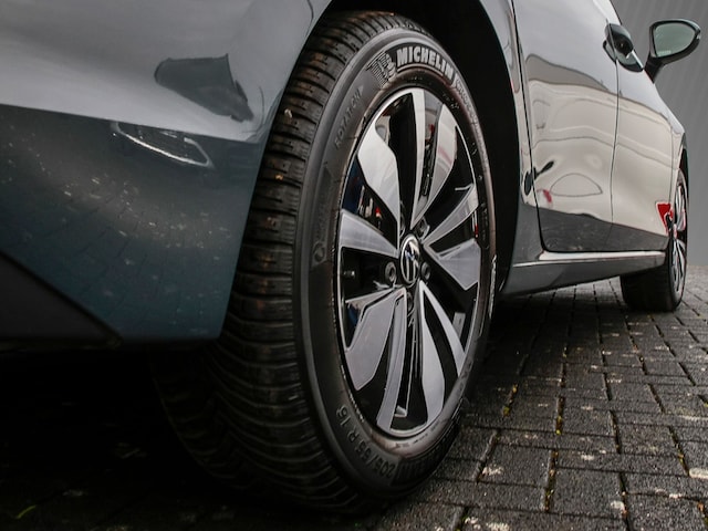 Volkswagen Golf 1.5 TSI Golf VIII