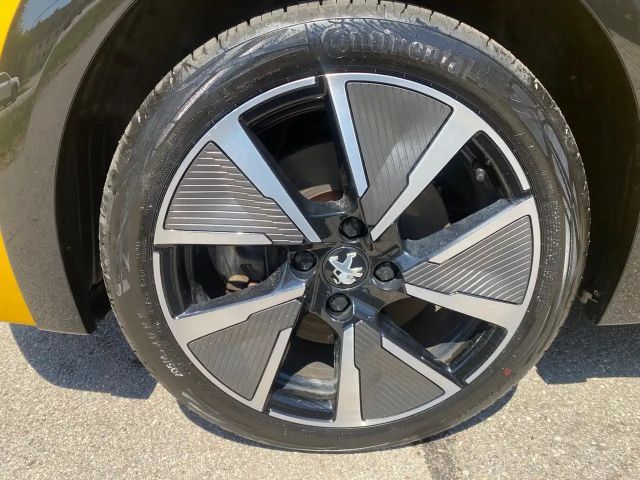 Peugeot E-208 GT-Line