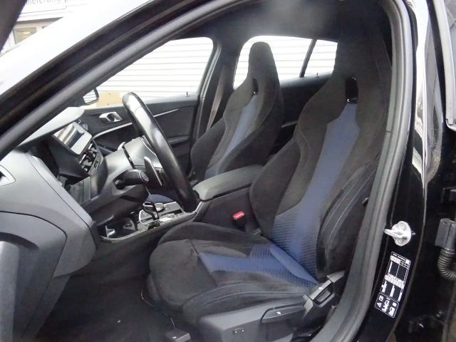 BMW 120 120d M-Sport Sedan xDrive