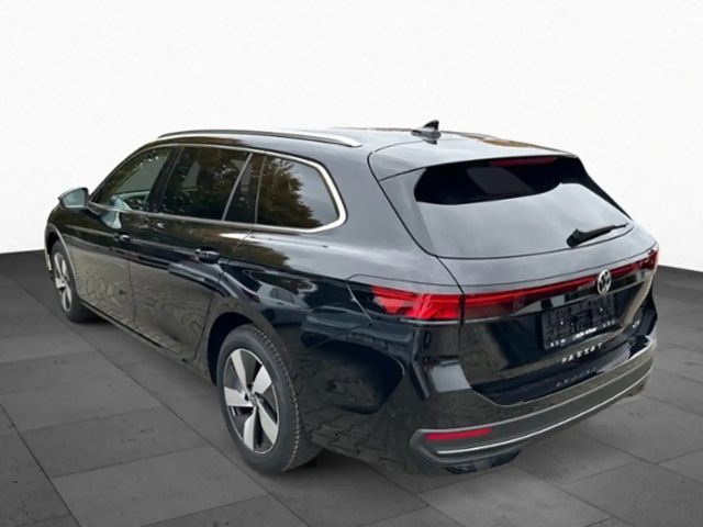Volkswagen Passat 1.5 eTSI Business IQ.Drive