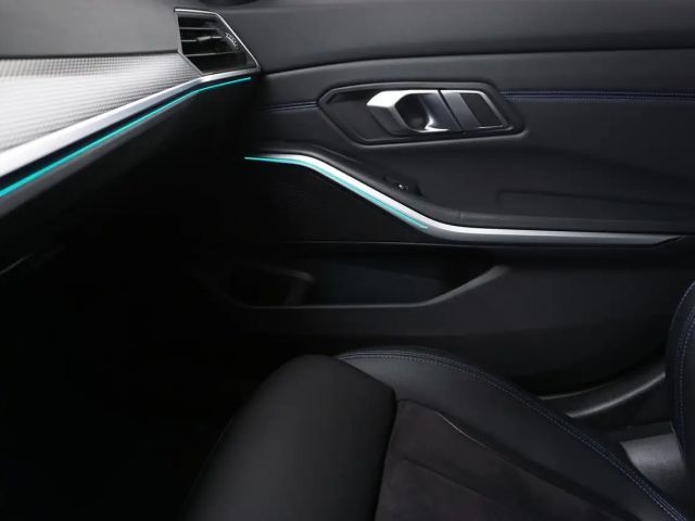 BMW 320 320e M-Sport Sedan