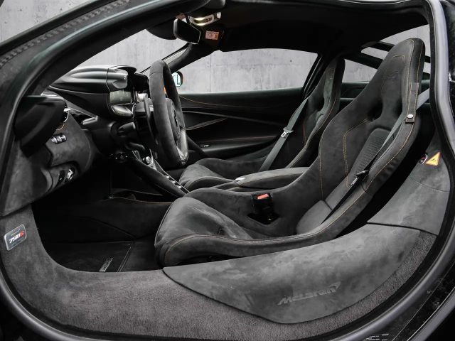 McLaren 750S Coupé Ventura Orange, Interior Carbon