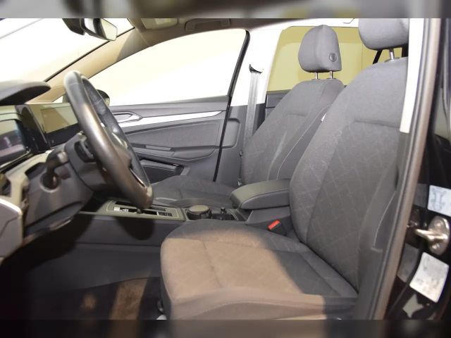 Volkswagen Golf DSG Golf VIII Life Variant