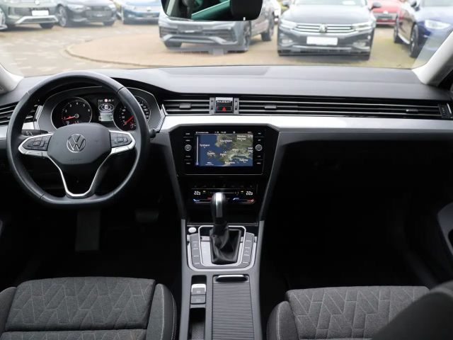 Volkswagen Passat 1.5 TSI Business Variant