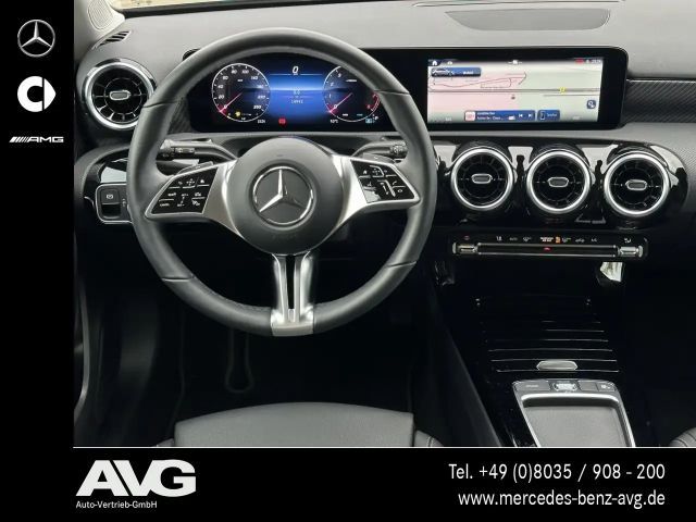 Mercedes-Benz A 200 Progressive