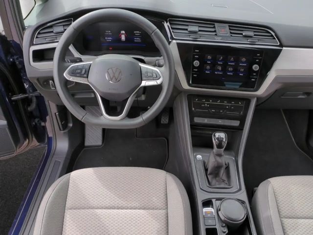 Volkswagen Touran 7-Sitze 1.5TSI*ACC Navi digCock SHZ 2xPDC