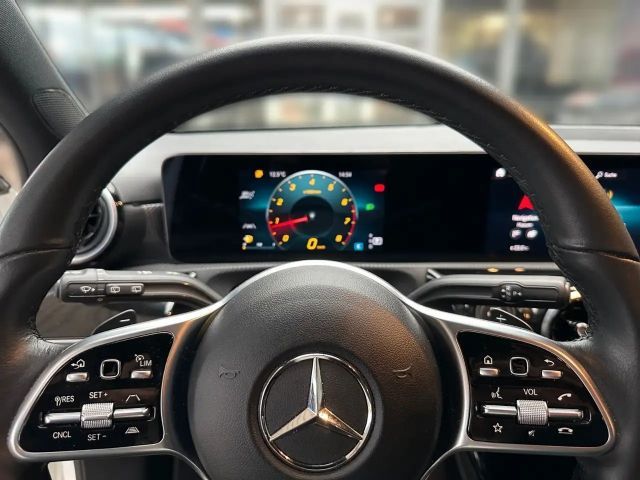 Mercedes-Benz A 200 Sitzhzng, ACC, Regensensor