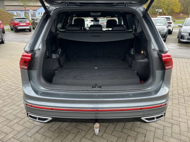 Volkswagen Tiguan 4Motion R-Line
