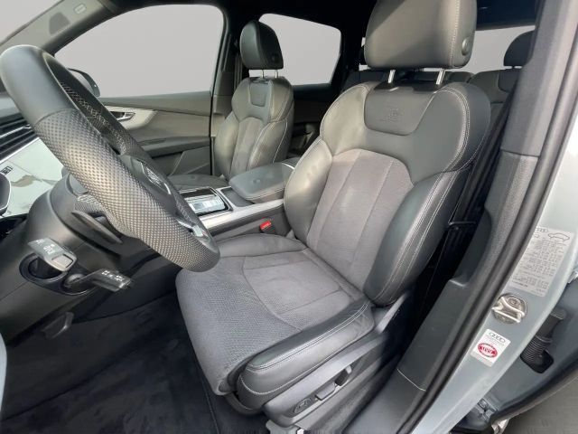 Audi Q7 50 TDI Quattro S-Line