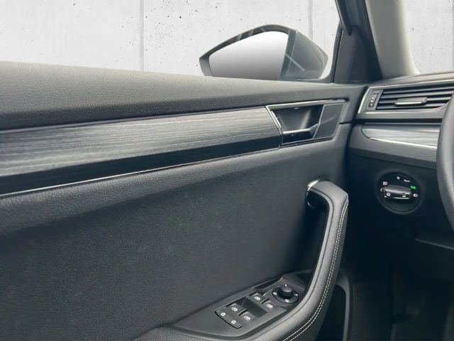 Skoda Superb 2.0 TSI 4x4 Combi Style Style